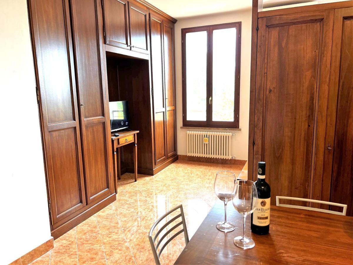 Provenzano Studios Siena Exterior foto